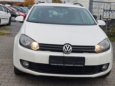 Weiß Gebraucht 2011 VW Golf Trendline Kombi | 6.199 € (Fairer Preis)