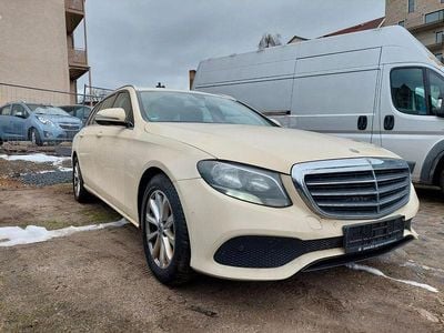 Gebraucht Mercedes E200 150 PS (110 kW) 2018 Beige Kombi