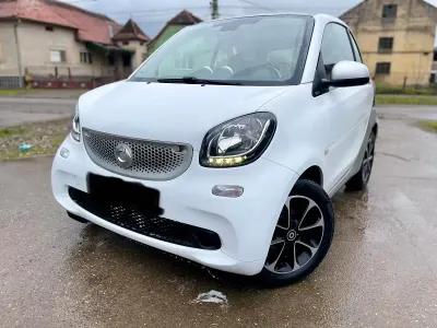 Begagnad Smart ForTwo Coupé Passion 71 HK (52 kW) 2015 Vit Sportkupé