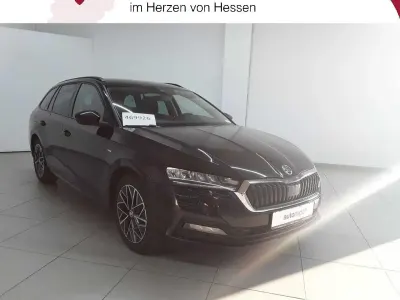 Gebraucht Skoda Octavia Clever 116 PS (85 kW) 2022 Schwarz Kombi