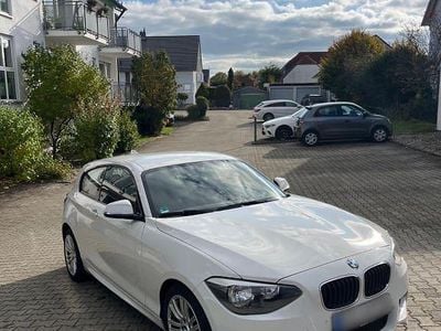 Gebraucht BMW 116 M Performance 136 PS (100 kW) 2012 Weiß Kleinwagen