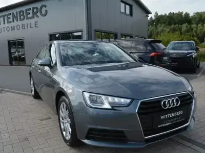 Gebraucht Audi A4 Sport 150 PS (110 kW) 2016 Grau Limousine