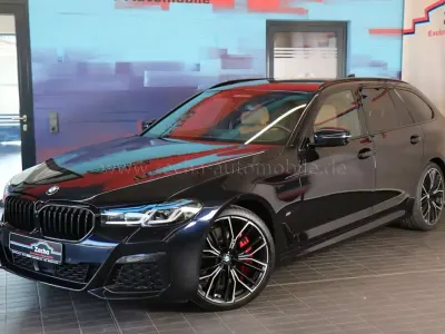 Gebraucht BMW 530 Performance 286 PS (210 kW) 2023 Carbonschwarz (416) Kombi