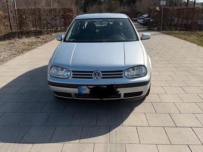 Gebraucht VW Golf IV 105 PS (77 kW) 2003 Silber Kleinwagen