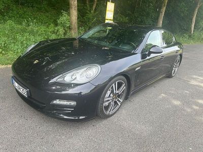 Porsche Panamera 4S