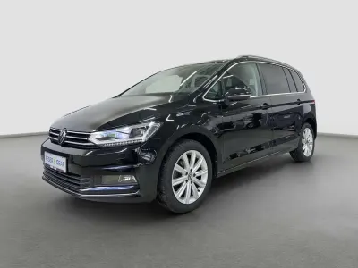 Gebraucht VW Touran Highline 150 PS (110 kW) 2025 Grenadillschwarz metallic Van / Kleinbus