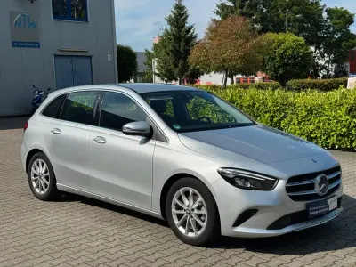 Gebraucht Mercedes B180 116 PS (85 kW) 2020 Silber Kleinwagen