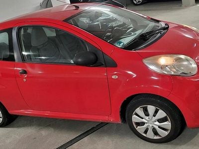 Gebraucht Citroën C1 60 PS (44 kW) 2009 Rot Kleinwagen