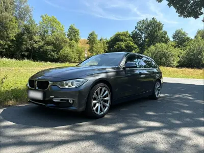 Gebraucht BMW 330 258 PS (189 kW) 2013 Grau Kombi