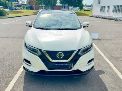 Gebraucht Nissan Qashqai Tekna 116 PS (85 kW) 2018 Weiß SUV