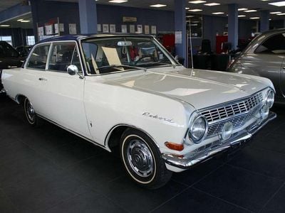 Usado Opel Olympia 54 HP (39 kW) 1963 Branco Sedan