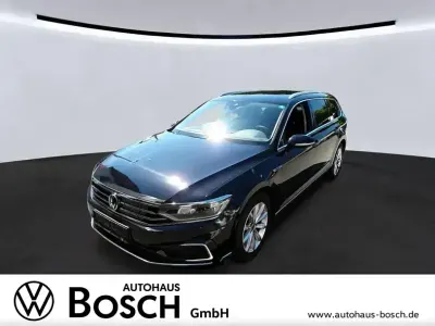 Gebraucht VW Passat GTE 218 PS (160 kW) 2022 Deep black perleffekt Kombi