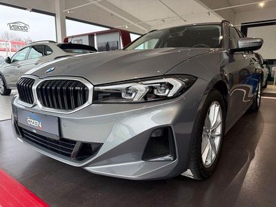 Gebraucht BMW 318 150 PS (110 kW) 2023 Grau Kombi