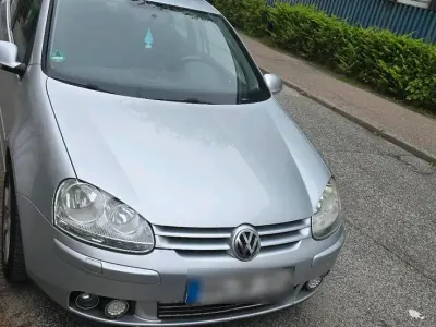 Gebraucht VW Golf V 81 PS (59 kW) 2006 Silber Kleinwagen