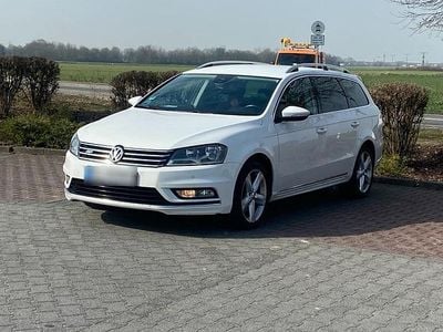 Gebraucht VW Passat R-line 150 PS (110 kW) 2014 Weiß Kombi