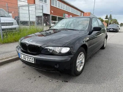 Gebraucht BMW 316 Sport Line 116 PS (85 kW) 2005 Schwarz Limousine
