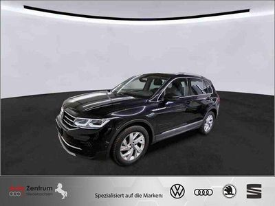 Deep black pearlescent Gebraucht 2023 VW Tiguan Elegance SUV | 31.970 € (Fairer Preis)