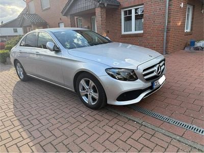 Mercedes E220