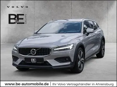 Gebraucht Volvo V60 CC Plus 197 PS (144 kW) 2023 Silber Kombi