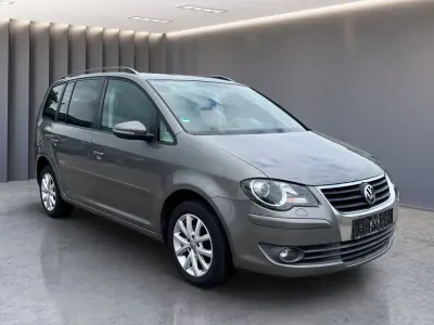 Używany VW Touran Freestyle 105 KM (77 kW) 2009 Szary Minivan