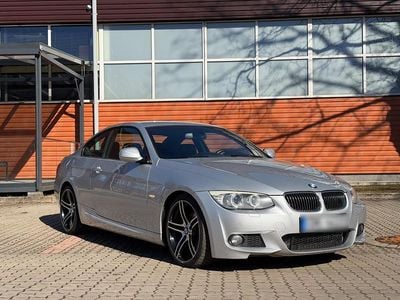 Gebraucht BMW 330 M Sport 240 PS (176 kW) 2011 Silber Coupé