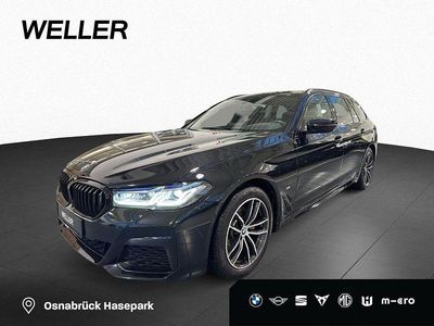 Black sapphire (schwarz) Gebraucht 2021 BMW 520 M Sport Kombi | 38.990 € (Teuer)
