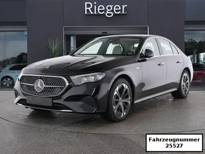 Gebraucht Mercedes E300 Avantgarde 313 PS (230 kW) 2025 Schwarz Limousine