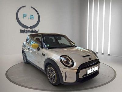 Second-hand Mini Cooper SE 135 kW (184 CP) 2021 Alb Hatchback