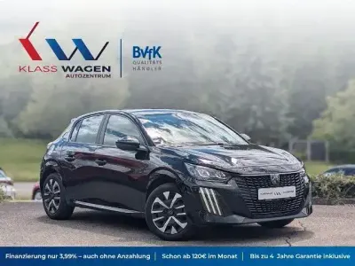 Gebraucht Peugeot 208 Active 101 PS (74 kW) 2024 Schwarz Kleinwagen