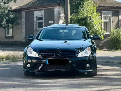 Gebraucht Mercedes CLS320 231 PS (169 kW) 2009 Schwarz Coupé