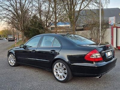 Gebraucht Mercedes E200 Classic 184 PS (135 kW) 2007 Schwarz Limousine