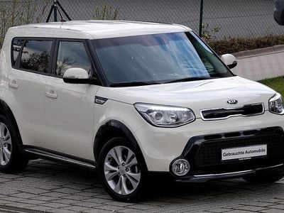 Begagnad Kia Soul DREAM-TEAM Edition 128 HK (94 kW) 2015 Vit SUV