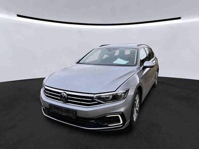 Używany VW Passat GTE 218 KM (160 kW) 2021 Srebrny Kombi