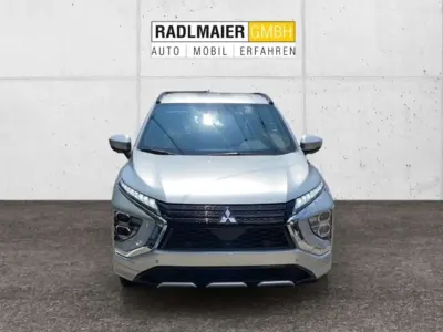 Neu Mitsubishi Eclipse Cross Select 98 PS (72 kW) 2025 Sterling silber SUV