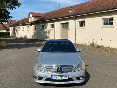 Gebraucht Mercedes C320 Avantgarde 224 PS (164 kW) 2008 Silber Limousine