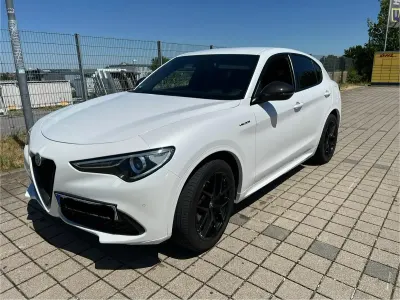 Gebraucht Alfa Romeo Stelvio Veloce 209 PS (153 kW) 2020 Weiß SUV