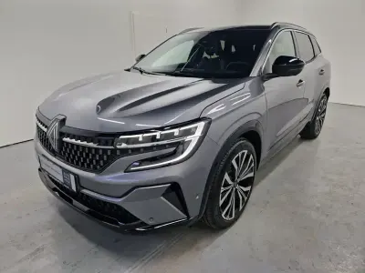 Usata Renault Austral Iconic 200 CV (147 kW) 2025 Grigio SUV