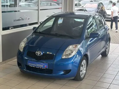 Gebraucht Toyota Yaris Cool 87 PS (63 kW) 2006 Blau Kleinwagen