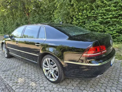 Gebraucht VW Phaeton 334 PS (245 kW) 2016 Schwarz Limousine