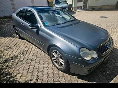 Mercedes C230