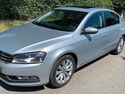 Gebraucht VW Passat Highline 170 PS (125 kW) 2011 Silber Limousine