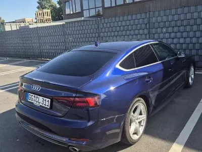 Gebraucht Audi A5 Sportback Sport 150 PS (110 kW) 2019 Kleinwagen