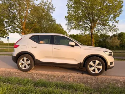 Usado Volvo XC40 Momentum 190 HP (139 kW) 2019 Branco SUV
