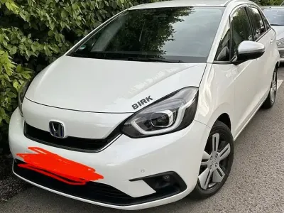 Käytetty Honda Jazz Executive 109 HP (80 kW) 2020 Valkoinen Viistoperä