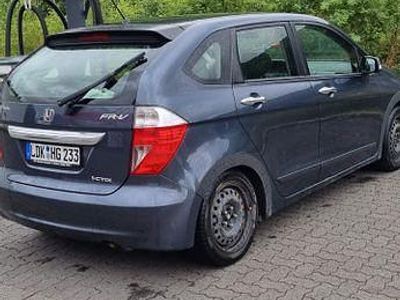 Honda FR-V
