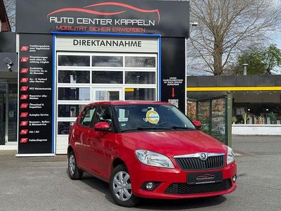 Gebraucht Skoda Fabia Active 86 PS (63 kW) 2014 Rot Limousine