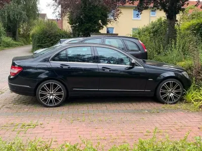 Gebraucht Mercedes C350 272 PS (200 kW) 2008 Schwarz Limousine