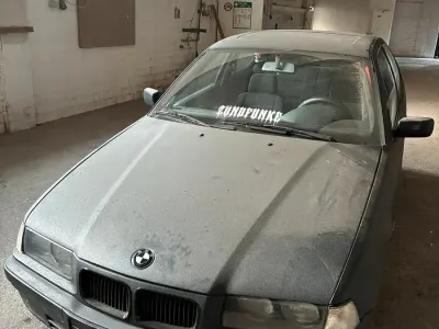 Gebraucht BMW 316 102 PS (75 kW) 1996 Schwarz Kleinwagen
