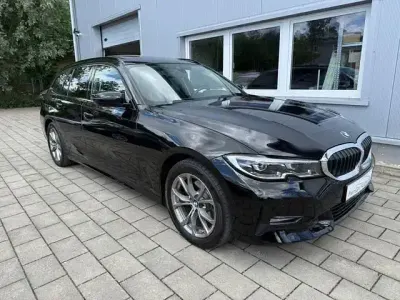 Gebraucht BMW 320 Sport Line 190 PS (139 kW) 2021 Schwarz Kombi