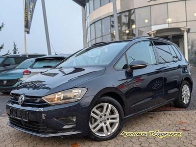Blau Gebraucht 2015 VW Golf Sportsvan Trendline Van / Kleinbus | 8.990 € (Fairer Preis)